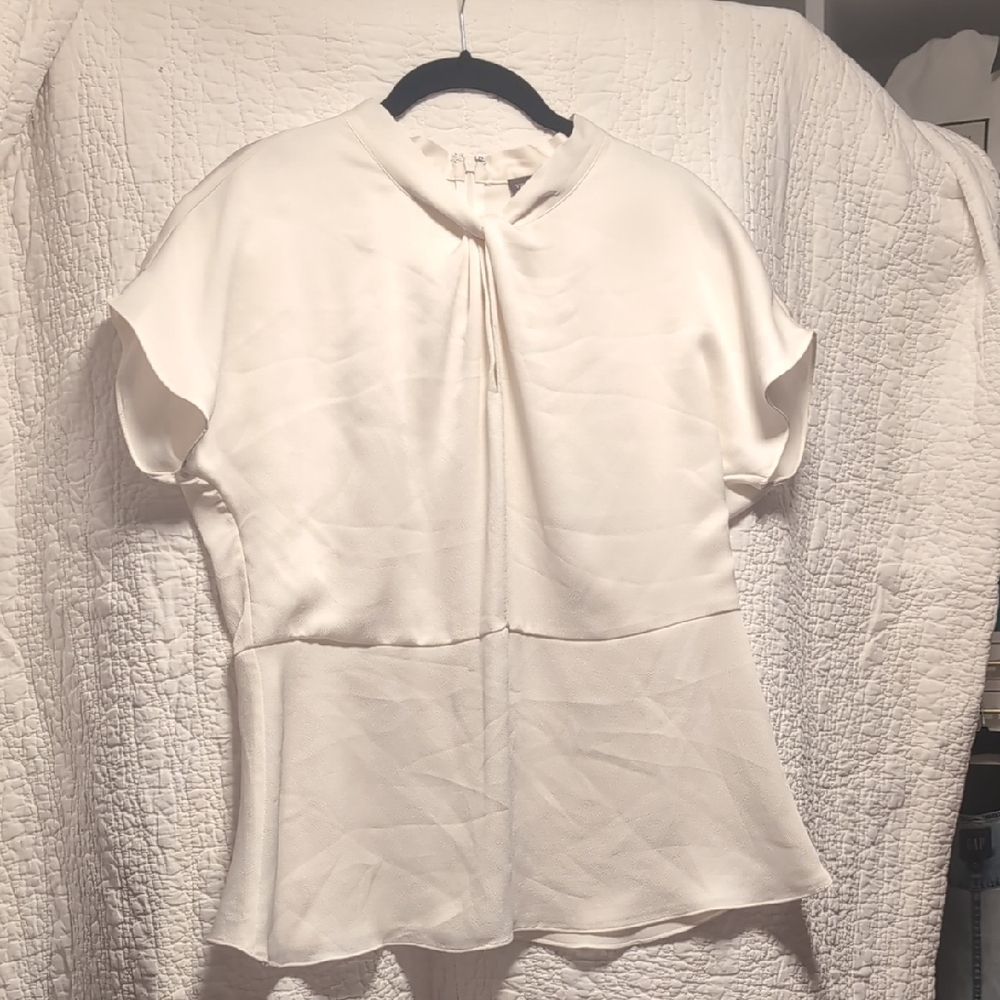 Vince Camuto Cream Blouse